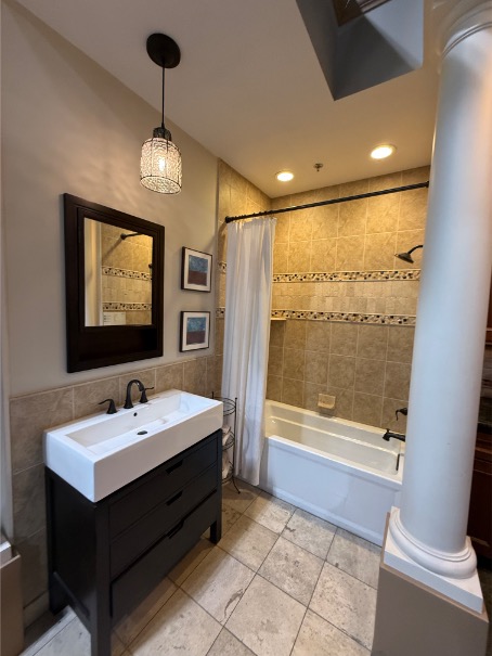 Portfolio image 1-44